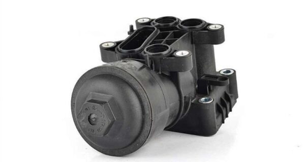 Yağ Filtre Gövdesi Soğutucusuz 03L115389H CAY motor Caddy Passat