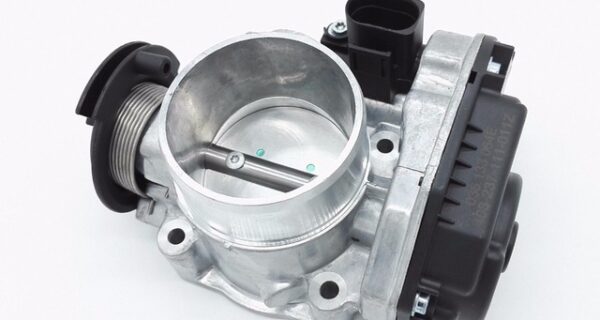 Gaz ( Boğaz ) Kelebeği 058133063Q A4 Passat 1.8 AEB Motor