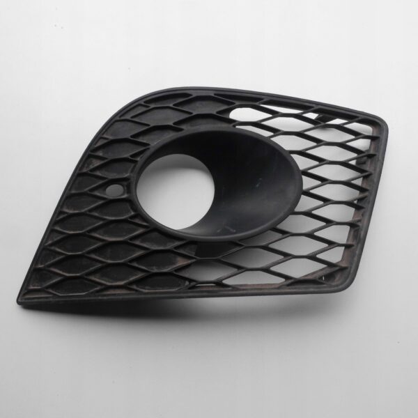 Sis Çerçevesi Sağ 1P0853666C 9B9 Seat Leon 2005-2009