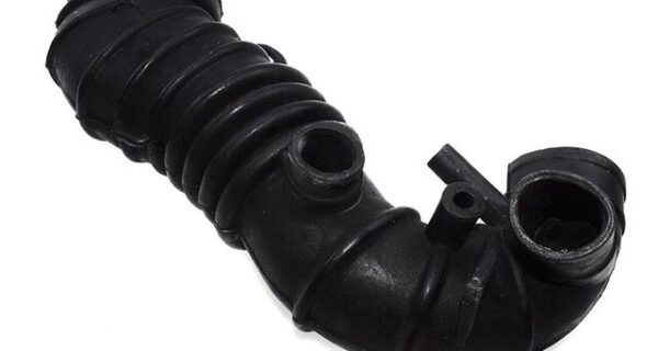 Hava Filtre Hortumu Passat A4  1.8 T 2001-2002-058133356M (YTT-TÜRK MALI)