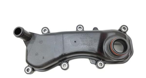Motor Ön Üst  Kapağı 059103525F Audi A4-A5-Q5