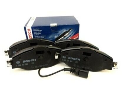 BOSCH Ön Fren Balata Takımı Fişli 8V0698151G Caddy Golf7 A3 Passat Octavia