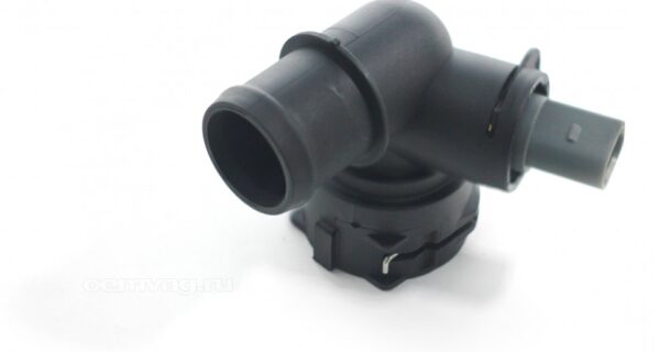 Su Flanşı Müşürlü 5Q0122291AK Volkswagen Passat 2013–>