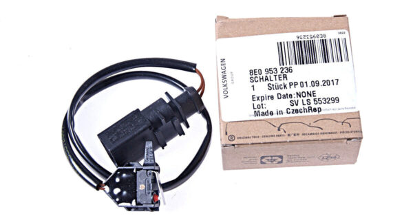 Kaput Anahtar Sensörü 8E0953236 Audi A6